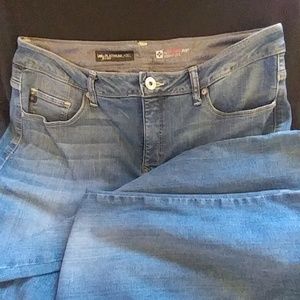 Lee Platinum Label Women's Jeans. Barely worn.